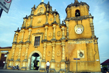 Iglesia Recoleccion de Leon